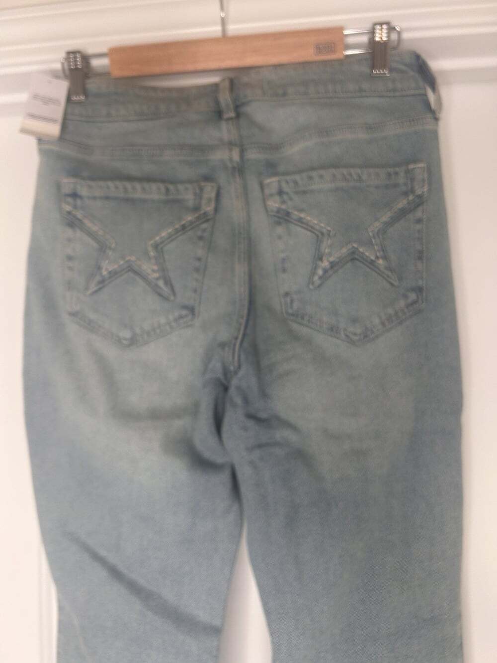 Hollister Women’s High-Rise Light Wash Star Pocket Flare Jeans, NEW WITH TAGS 8R - Picture 10 of 14